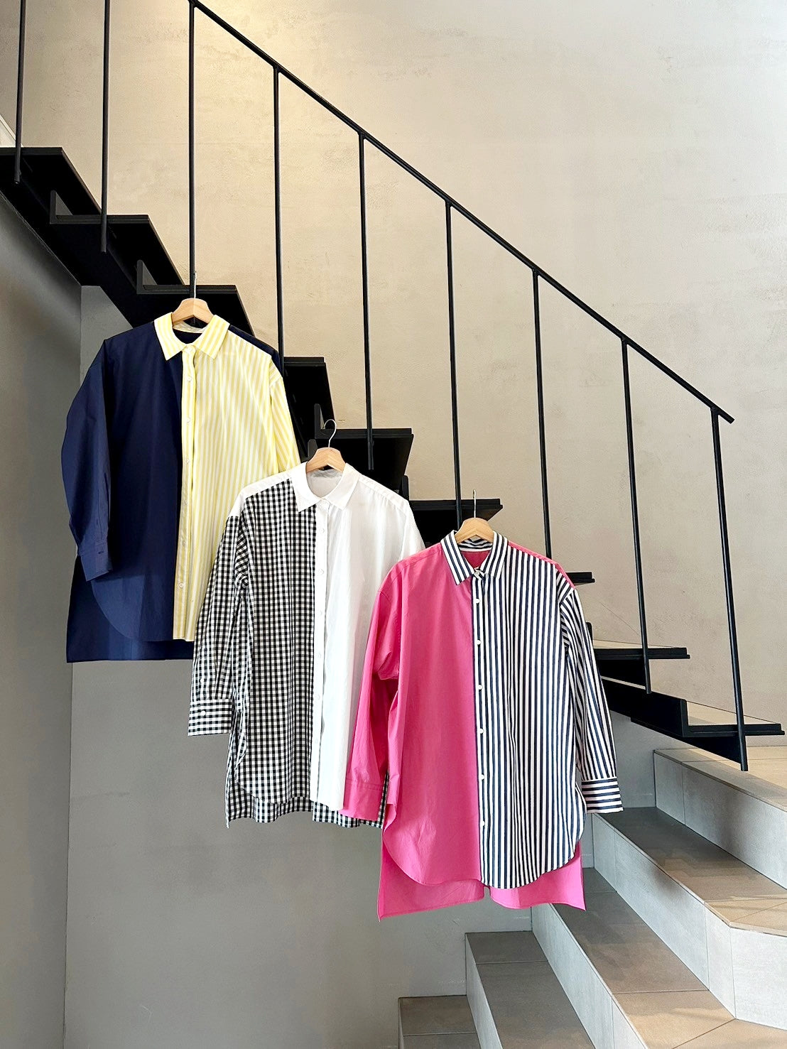 SOPHIE 配色ブラウス NAVY STRIPE×PINK