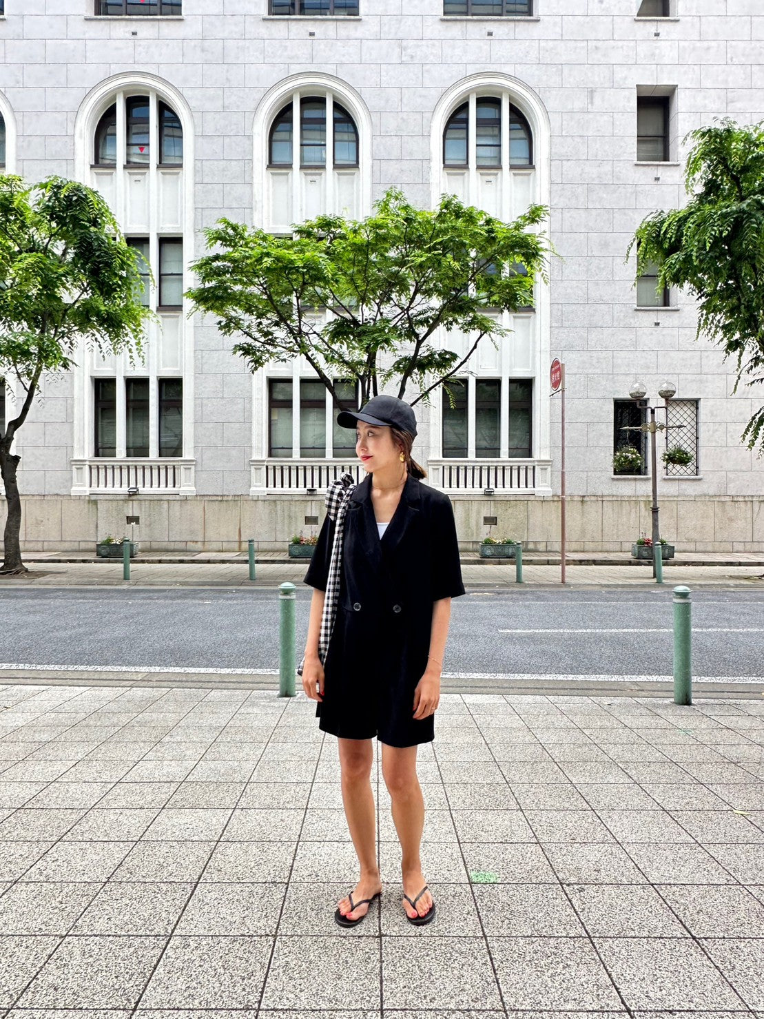 ANNA 半袖トレンチロンパースBLACK