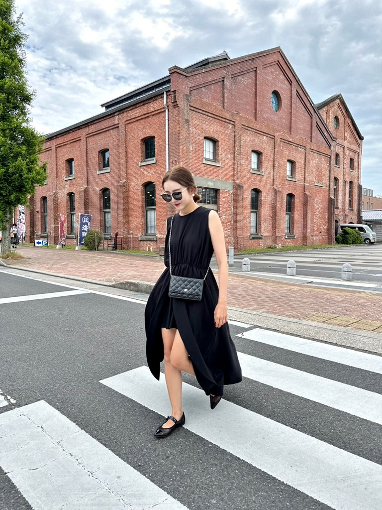 LYANA ドッキングワンピースBLACK