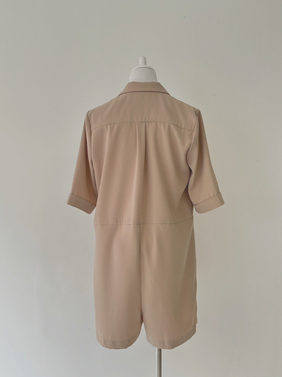 ANNA 半袖トレンチロンパースBEIGE