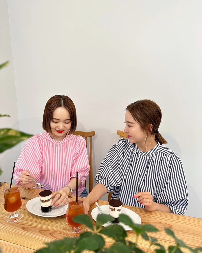 CAMILLE パフスリーブストライプシャツ NAVY