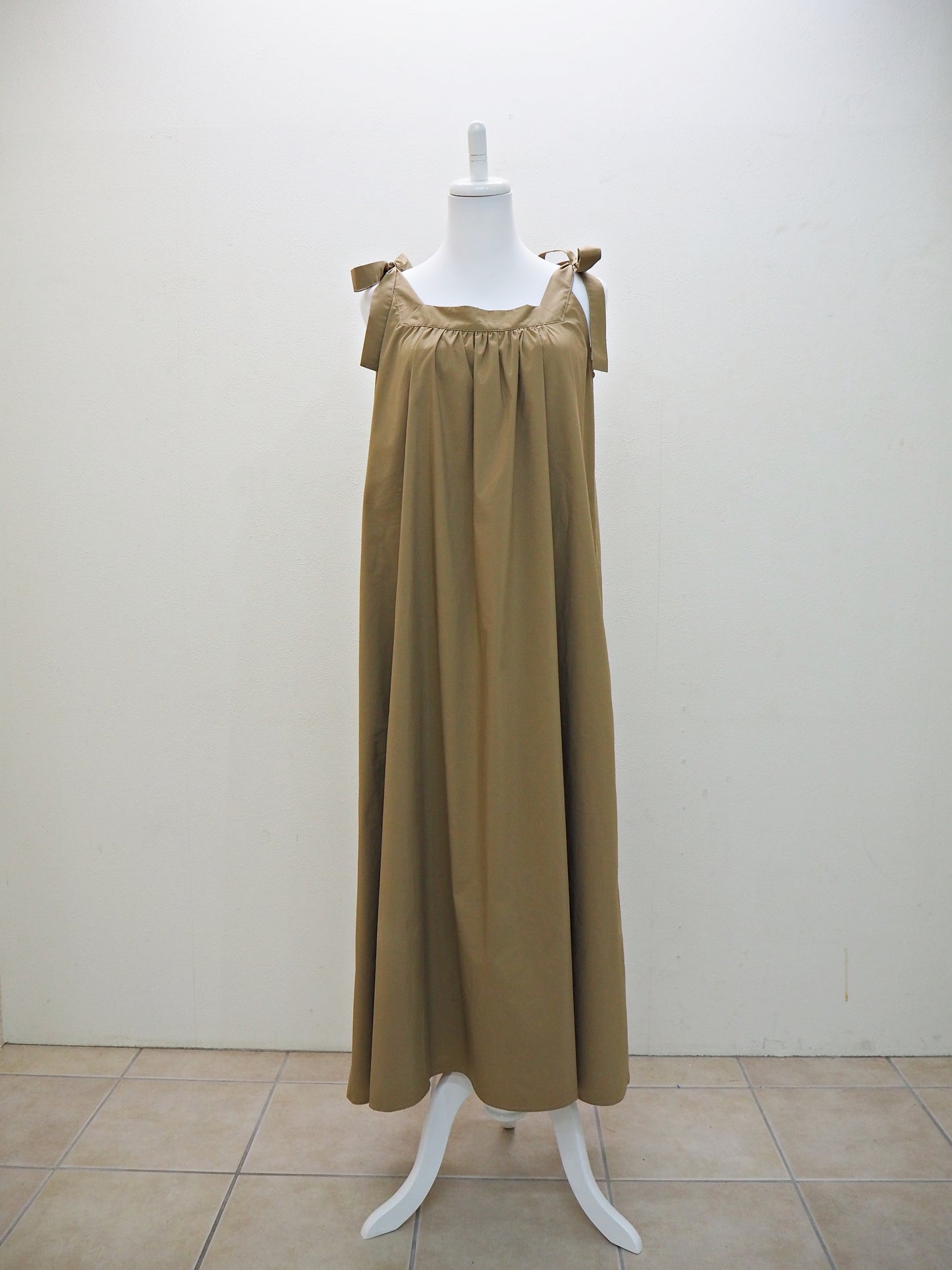 PAPILLON リボンワンピース BEIGE