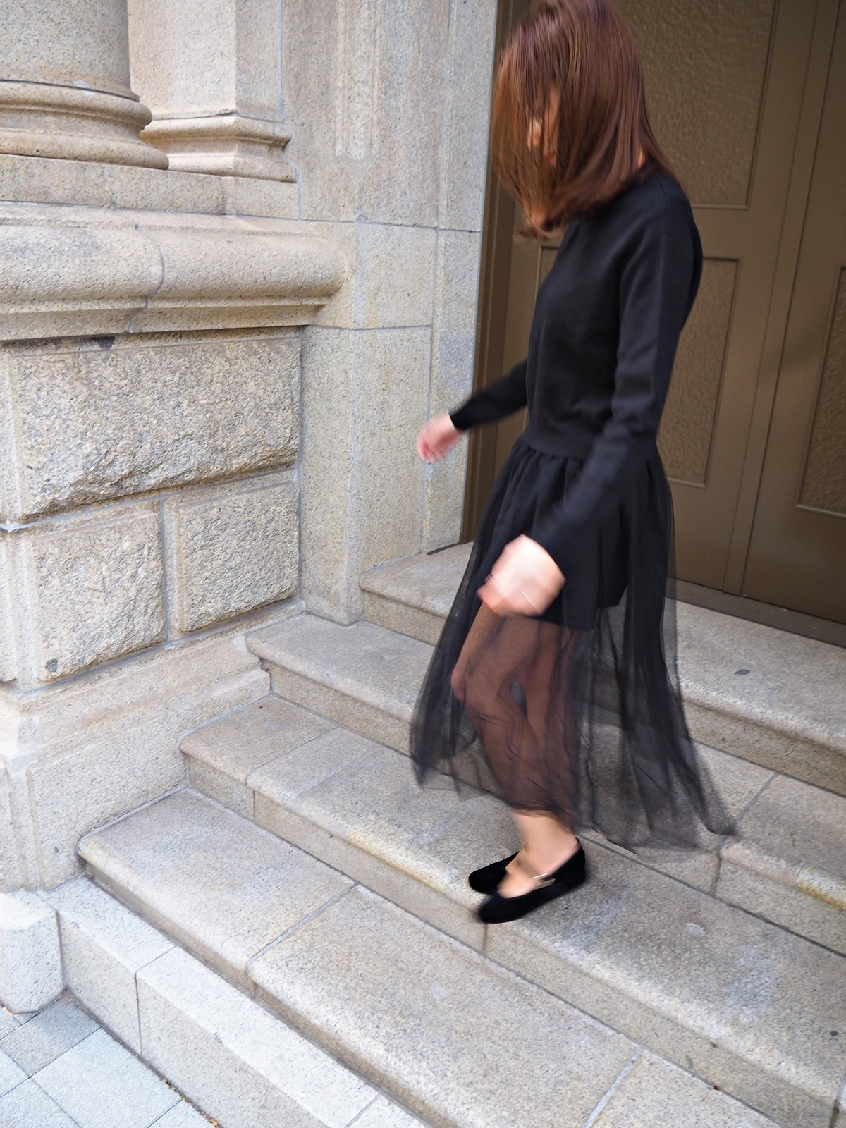 VOLER チュール付きニット BLACK