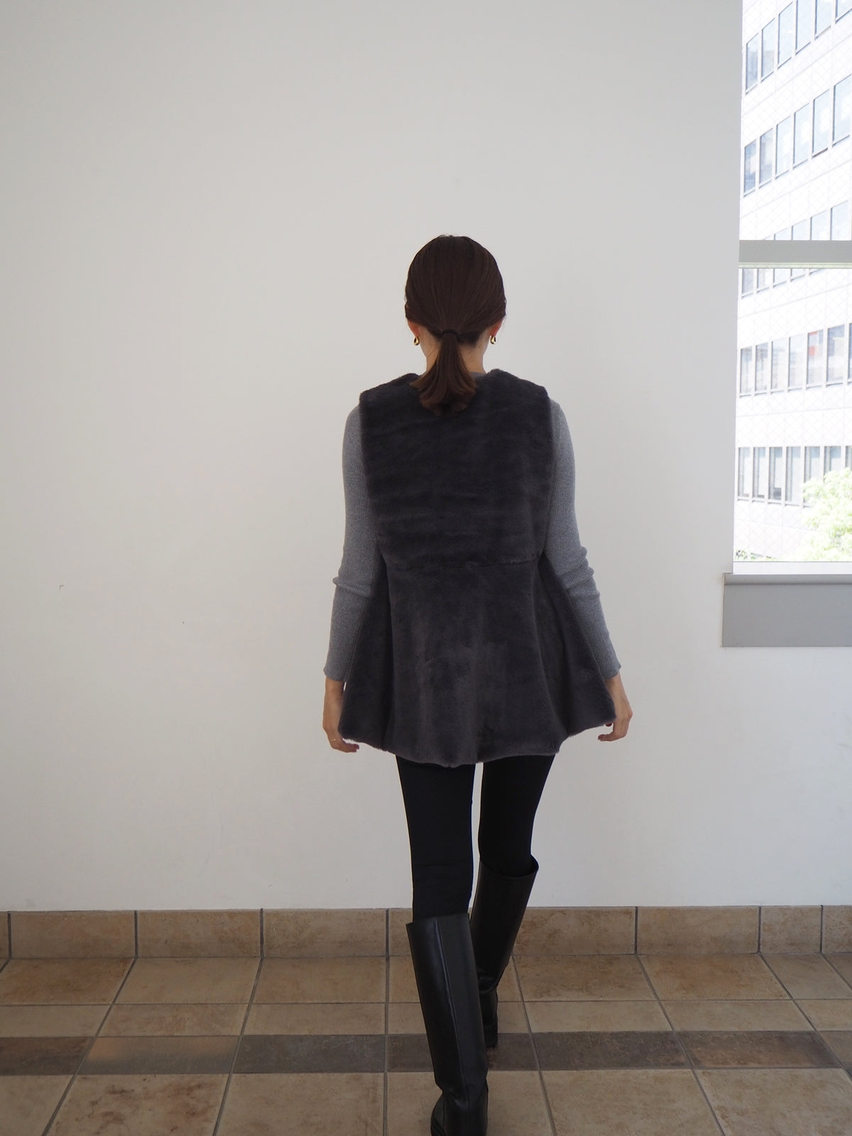 LYS ペプラムエコファーベスト CHARCOAL GRAY
