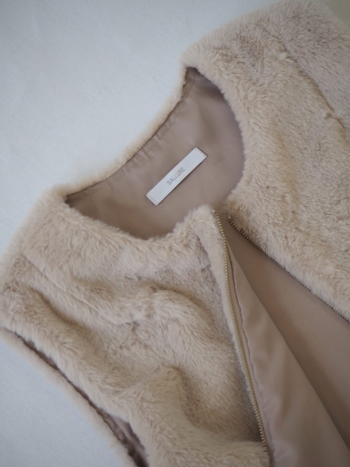LYS ペプラムエコファーベスト BEIGE