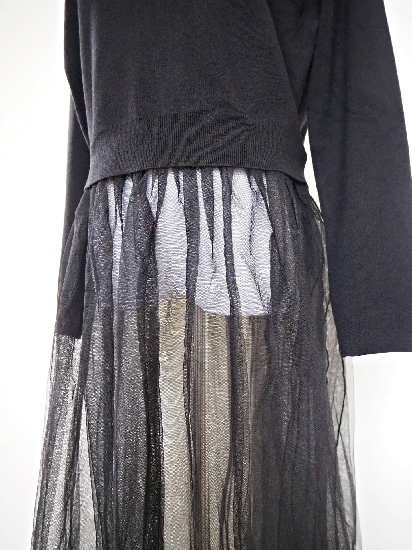 VOLER チュール付きニット BLACK