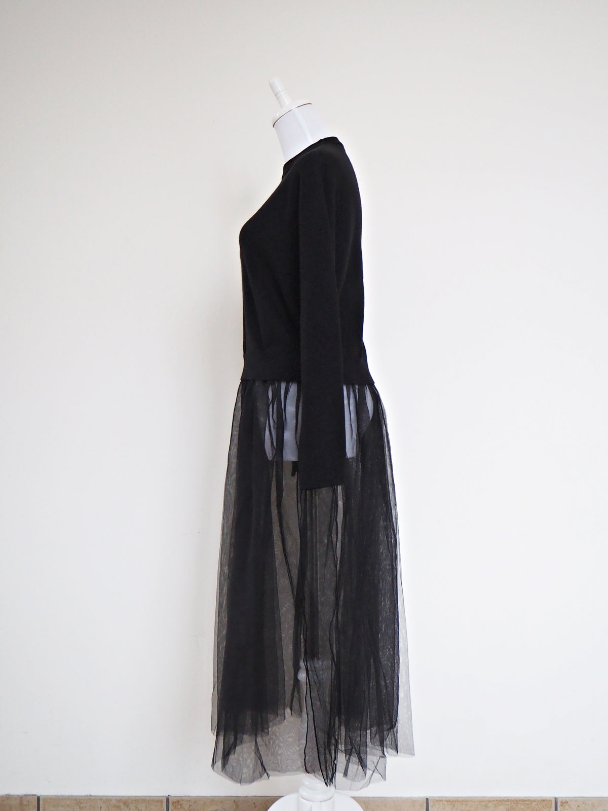 VOLER チュール付きニット BLACK