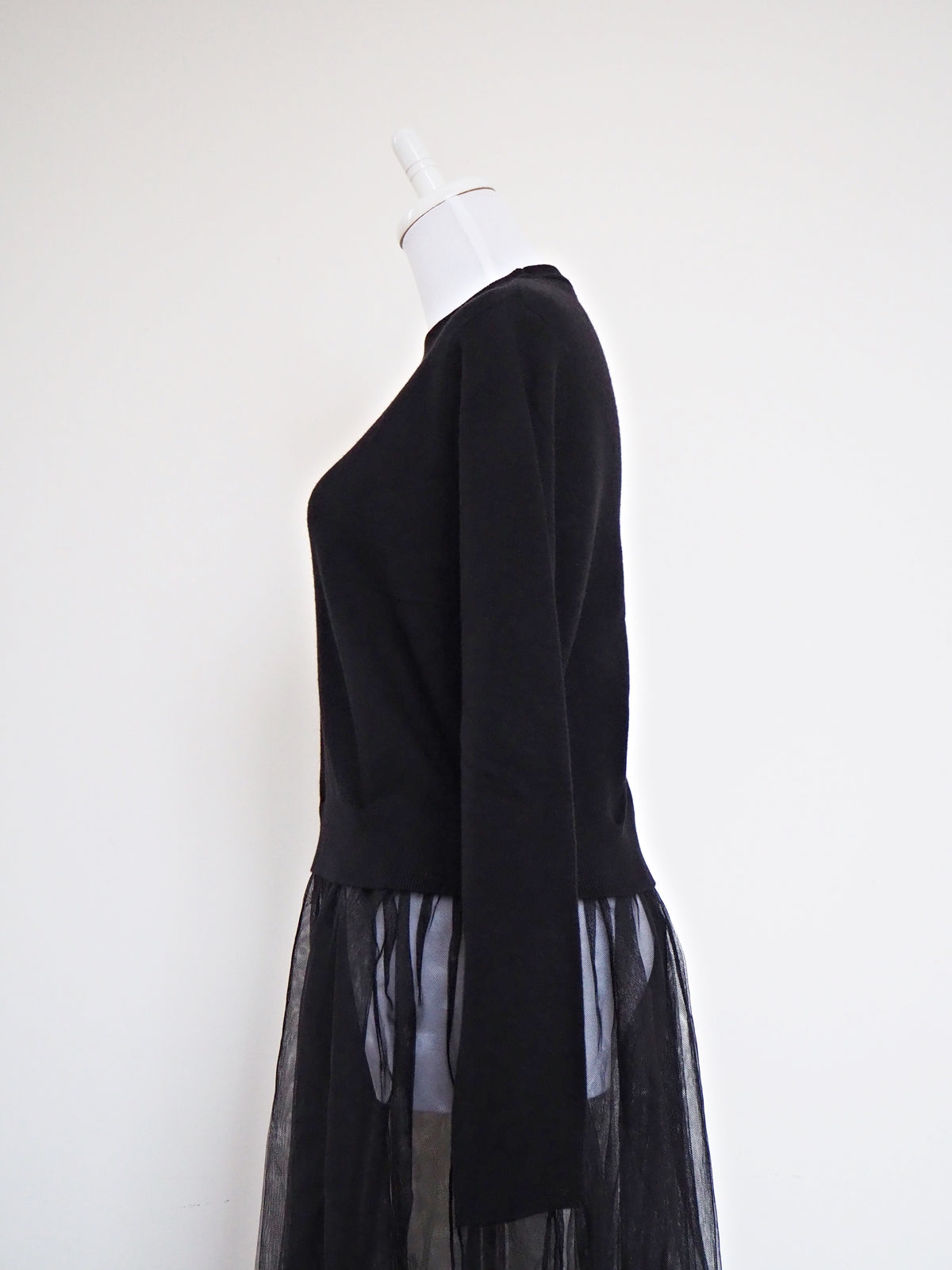 VOLER チュール付きニット BLACK
