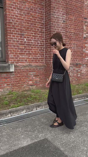 LYANA ドッキングワンピースBLACK – SALLURE